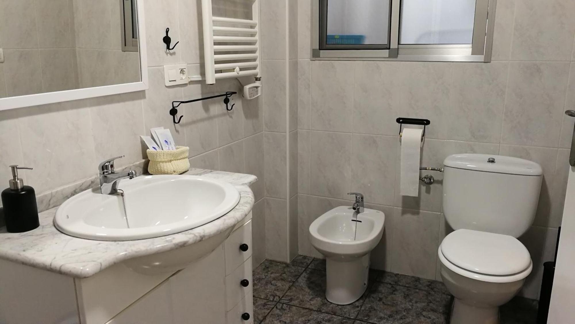 Apartamento El Mirlo Blanco Villena Bagian luar foto