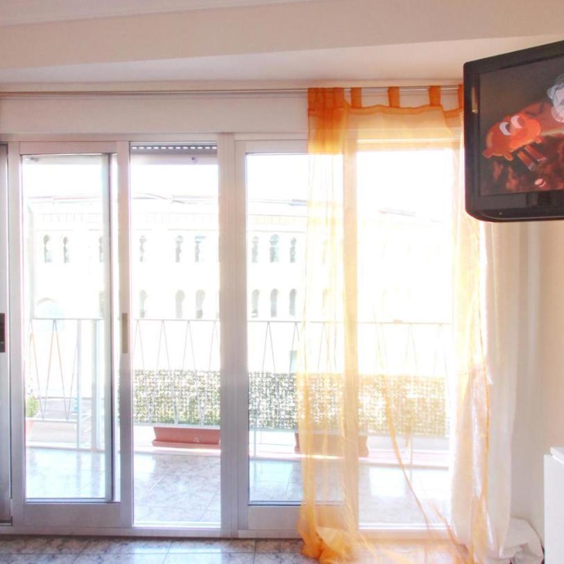 Apartamento El Mirlo Blanco Villena Bagian luar foto
